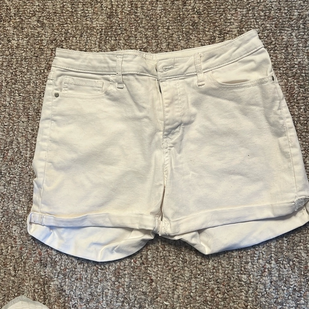 Women’s Lauren Conrad white shorts